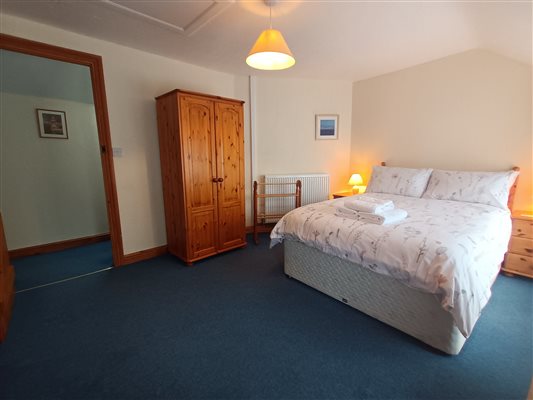 Linhay double bedroom